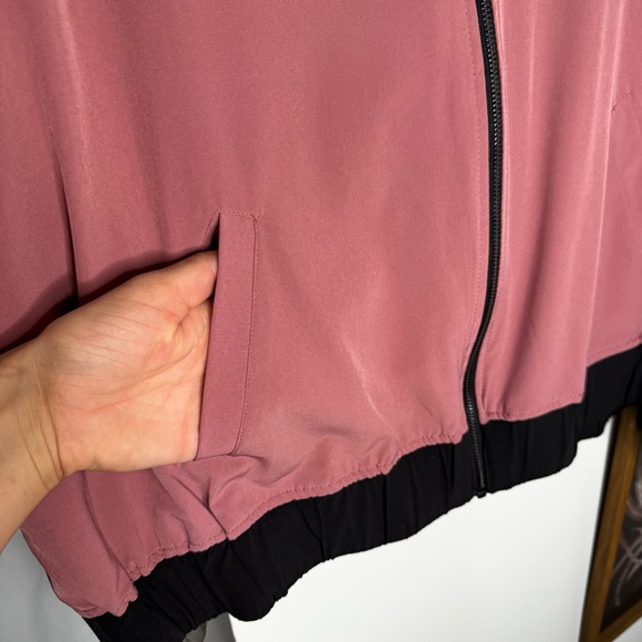 Torrid Colorblock Bomber Jacket (1) - Picture 4 of 7